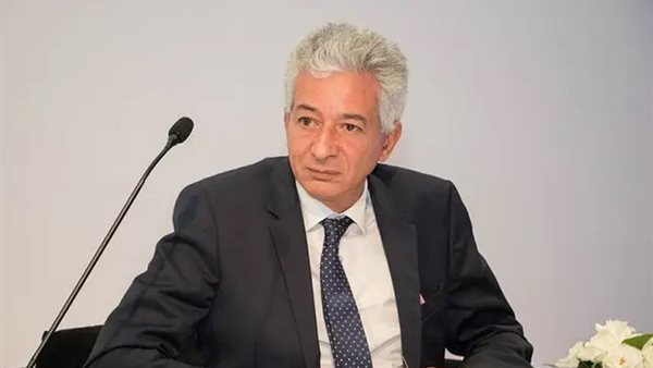 الدكتور علاء عز أمين