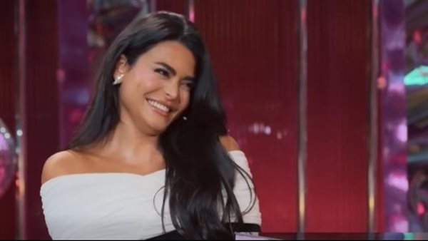 أسماء جلال تتألق في ترند Zara بعد ظهورها مع أبلة فاهيتا