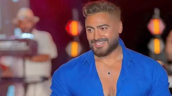 تامر حسني يعبر عن حبه لكريستيانو رونالدو: "حب مش عادي"