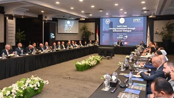 وزير الاستثمار والتجارة