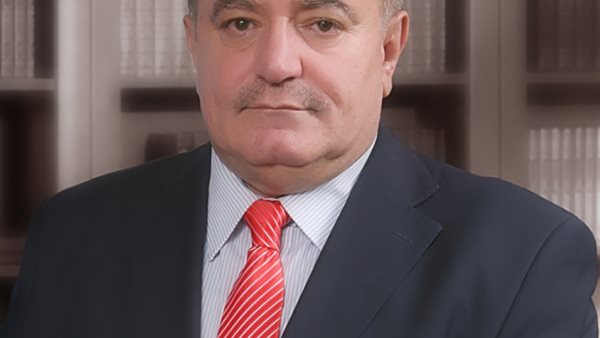 فاضل الزغبي سفير