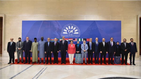 مصر تُطلق أول اجتماع