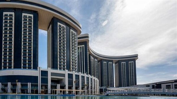 فندق ريكسوس بالعالمين