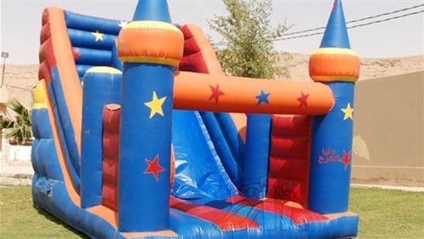  سقوط طفلة بعد انفجار