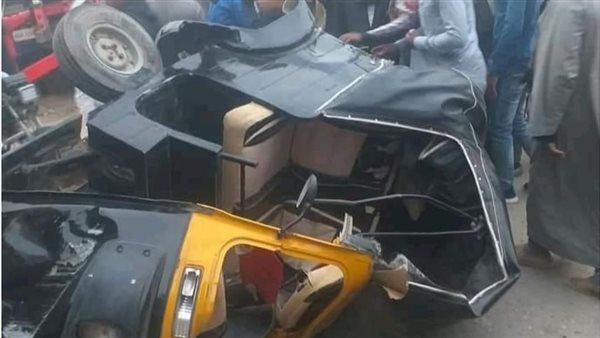 مصرع 4 معلمين وإصابة خامسة في حادث طريق مروع بكفر الشيخ
