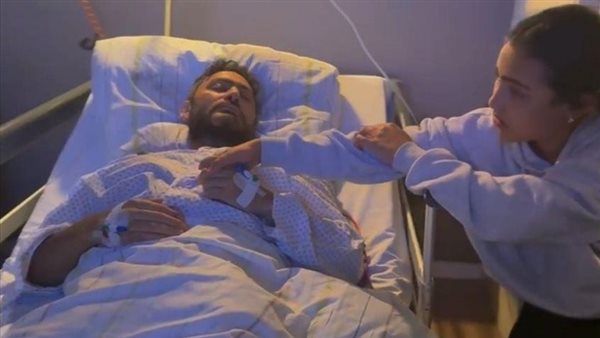 تامر حسني يكشف عن خضوعه لعملية جراحية في الكلى ويطمئن جمهوره