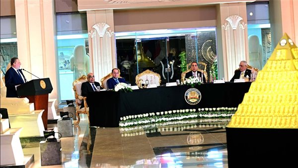  محافظ البنك المركزي