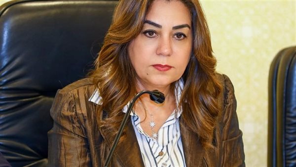 الدكتورة منال عوض