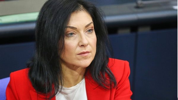 وزيرة الاقتصاد والطاقة