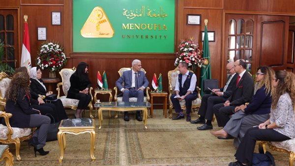 الدكتور أحمد فرج