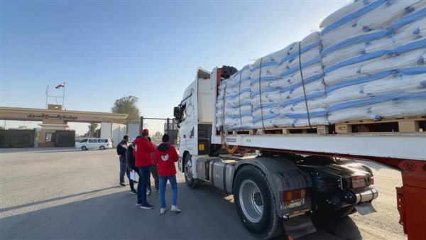 المساعدات الانسانية