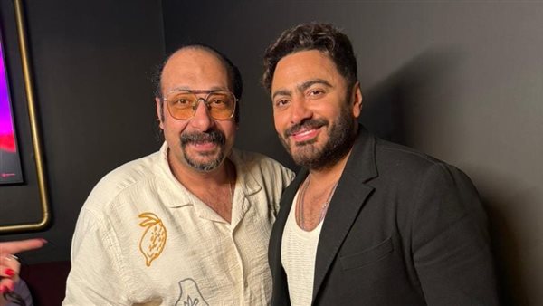 محمد ثروت يوجه رسالة دعم مؤثرة لتامر حسني بعد أزمته الصحية