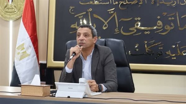 محافظ السويس