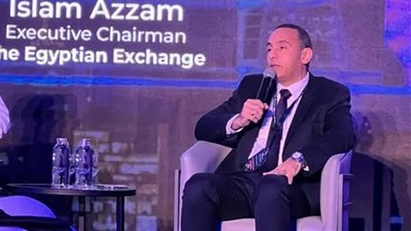 الدكتور إسلام عزام