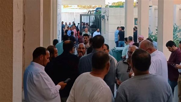 استمرار توافد أبناء