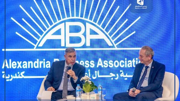 الفريق أحمد خالد