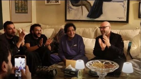  الكينج محمد منير