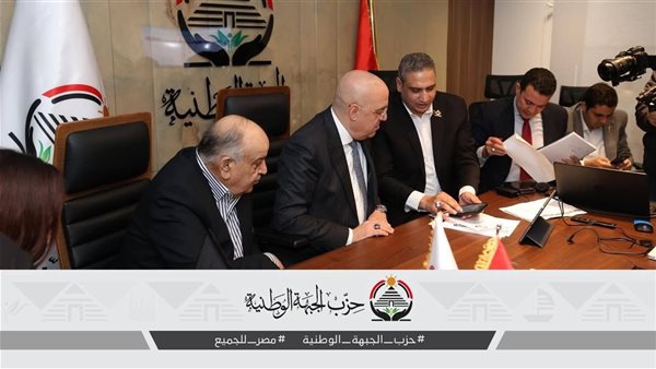 بحضور عاصم الجزار