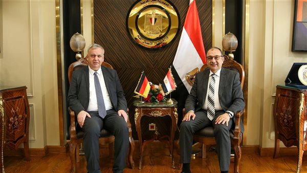 وزير قطاع الأعمال