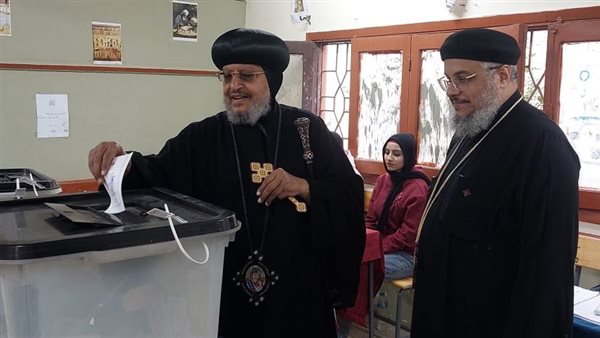 الأنبا مرقس يدلي