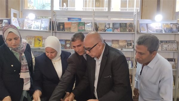 افتتاح معرض الكتاب