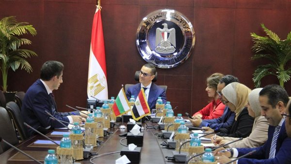 وزير الاستثمار والتجارة