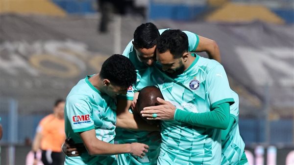 لاعبي بيراميد ز