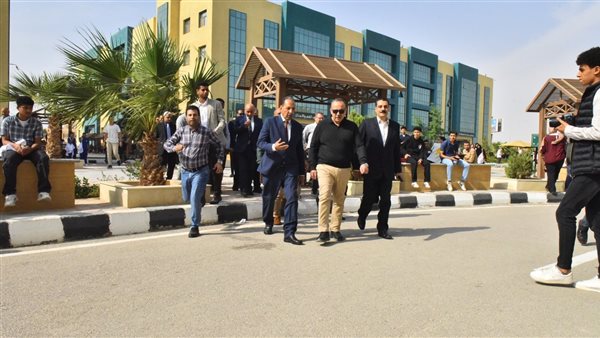 محافظ أسيوط يتفقد