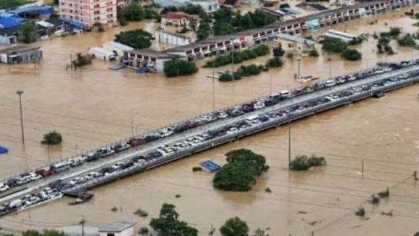 إحدى الفيضان 