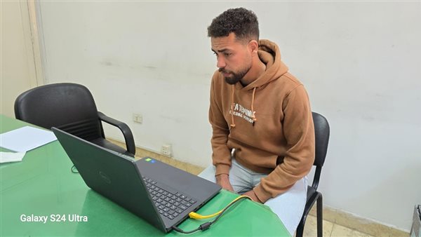 وزارة العمل تواصل