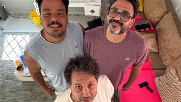 مصطفى غريب برفقة