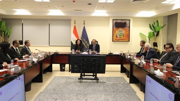 وزيرا الاتصالات وتكنولوجيا