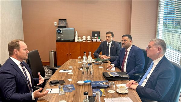 وزير البترول والثروة