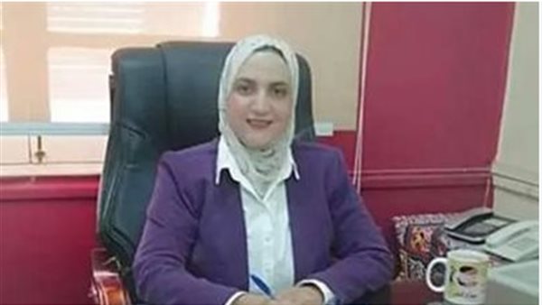  الدكتورة منى عثمان