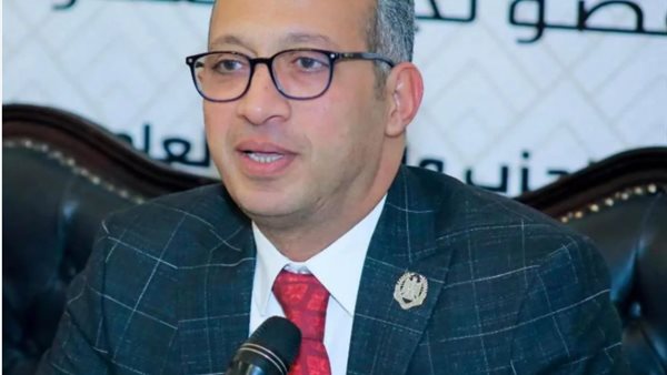  المستشار طارق العوضي