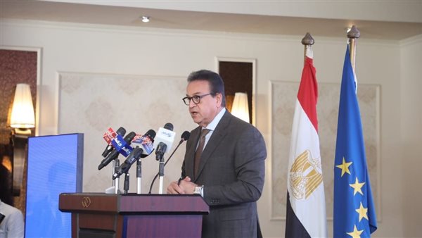 الدكتور خالد عبدالغفار