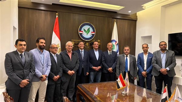 جلسة موسعة تضم قيادات