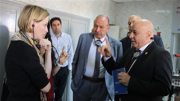 وفد من منظمة العمل