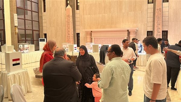 توافد المصريين بالرياض