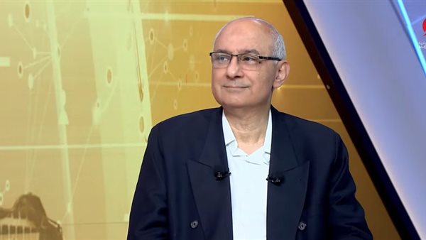 الدكتور ياسر ثابت