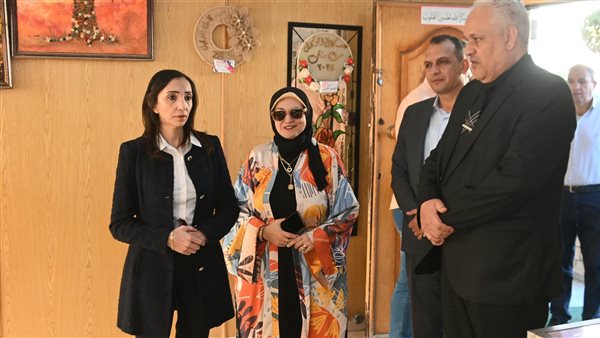 محافظ البحيرة تتفقد