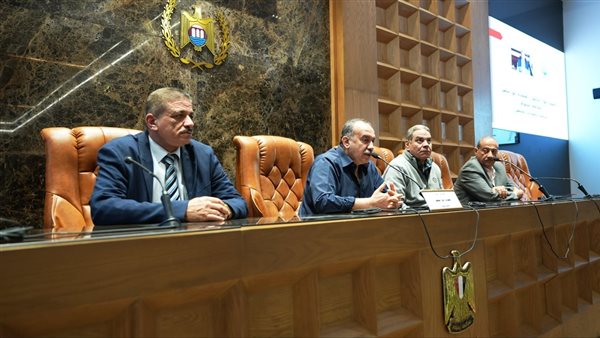 محافظ أسيوط 