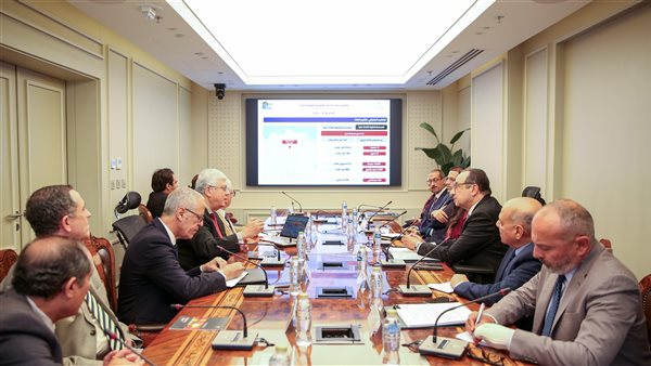 وزيرا قطاع الأعمال