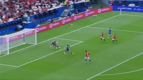 تصدي محمد بسام 