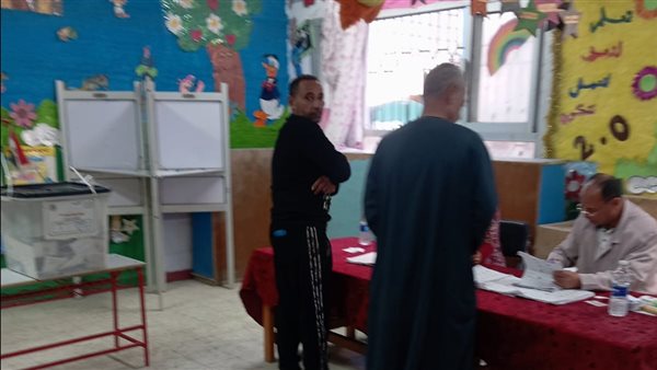 الدائره الملغاه بالبحيره