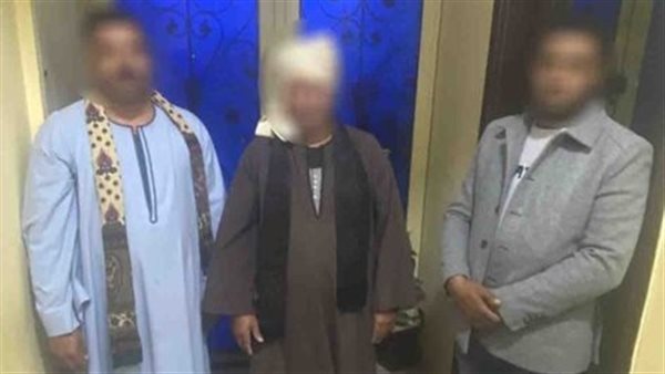 القبض على 3 أشخاص