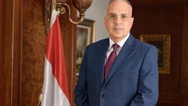 وزير الموارد المائية