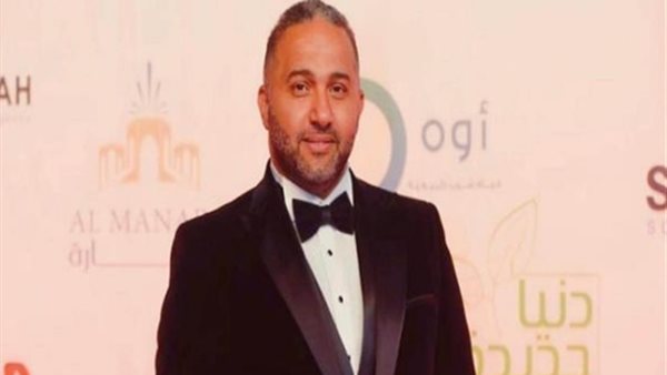 الناقد الفني عماد