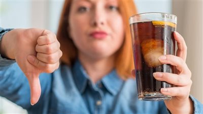 مخاطر المشروبات الغازية ومدى تأثيرها على الصحة النفسية     