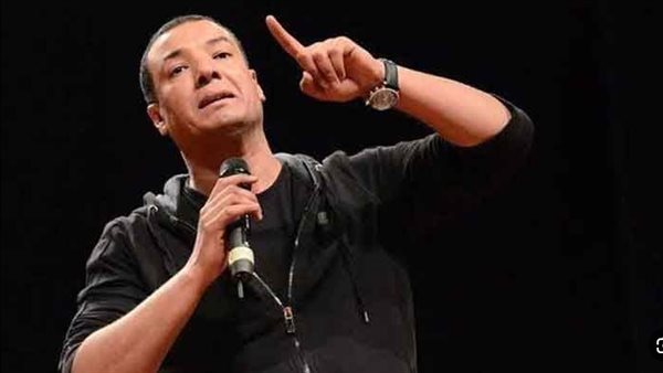  الشاعر الكبير هشام